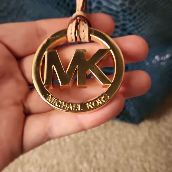 Michael Kors Turquoise Snakeskin-Print Embossed Leather Tote Bag - Picture 3 of 12